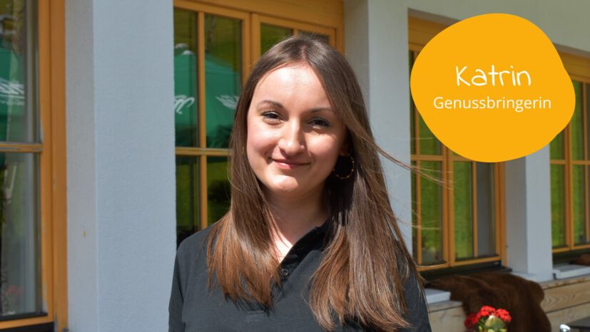 Katrin ist unsere Genussbringer im Hotel Sonnasita in Faschina.
